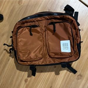 Topo designs global briefcase